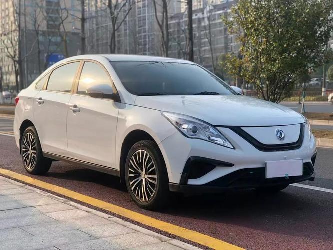 东风风行s50ev,东风风行s50ev后备箱尺寸